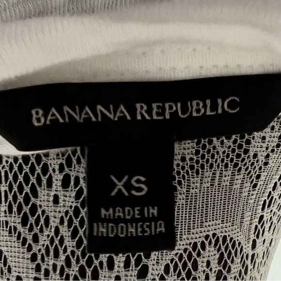 Banana Republic White Tank - Picture 4 of 4